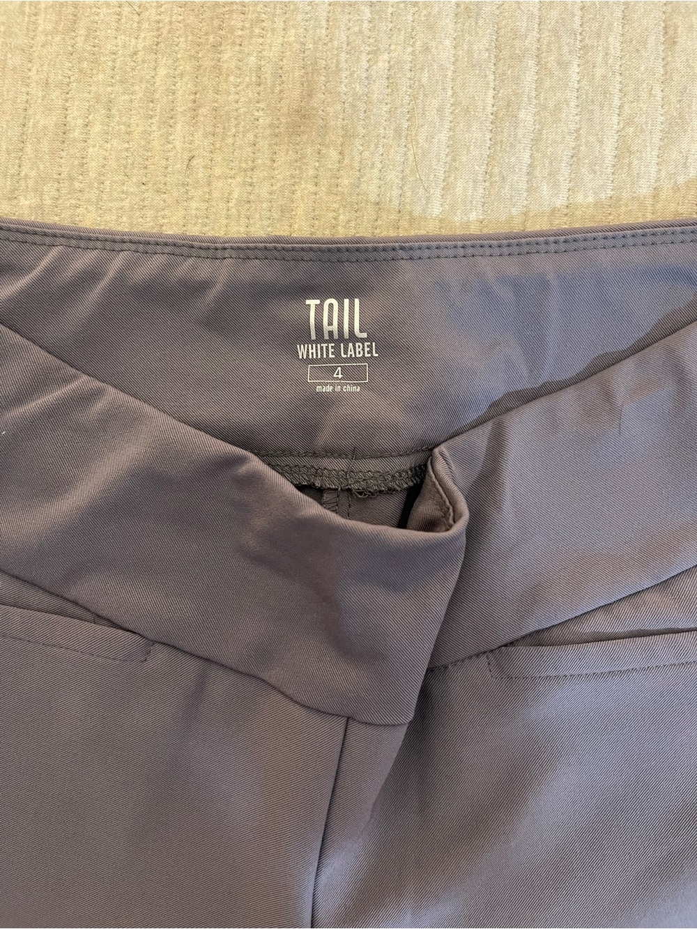 Tail White Label Women’s Golf Pants Size 4 Gray Pull On Stretch - Picture 2 of 3